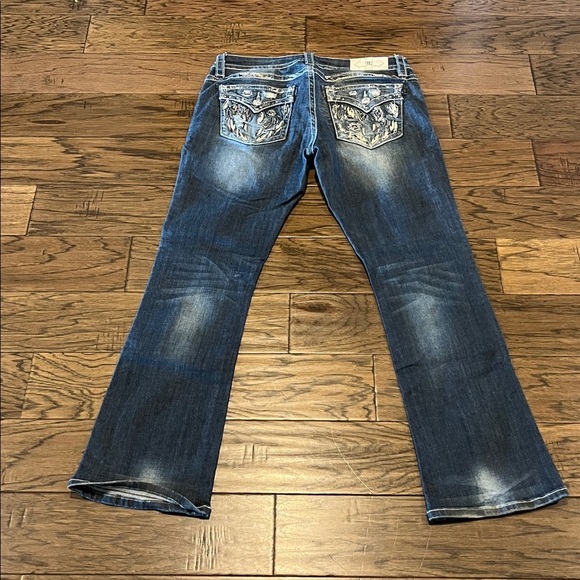 Miss Me Signature Boot Mid Rise Size 31 - Picture 2 of 16